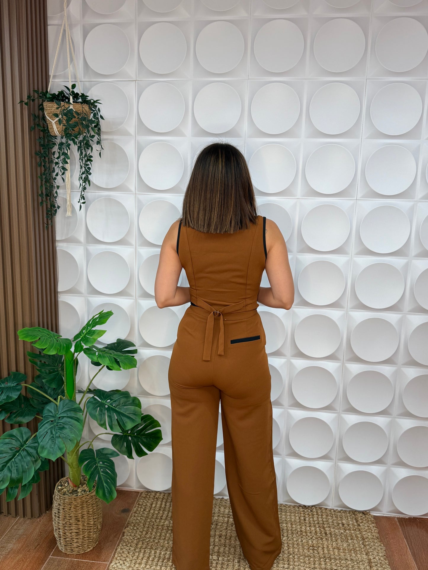 CARAMEL VEST AND PANT SET