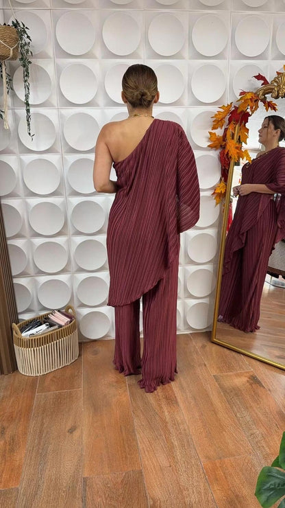 MAYA ONE SHOULDER SET