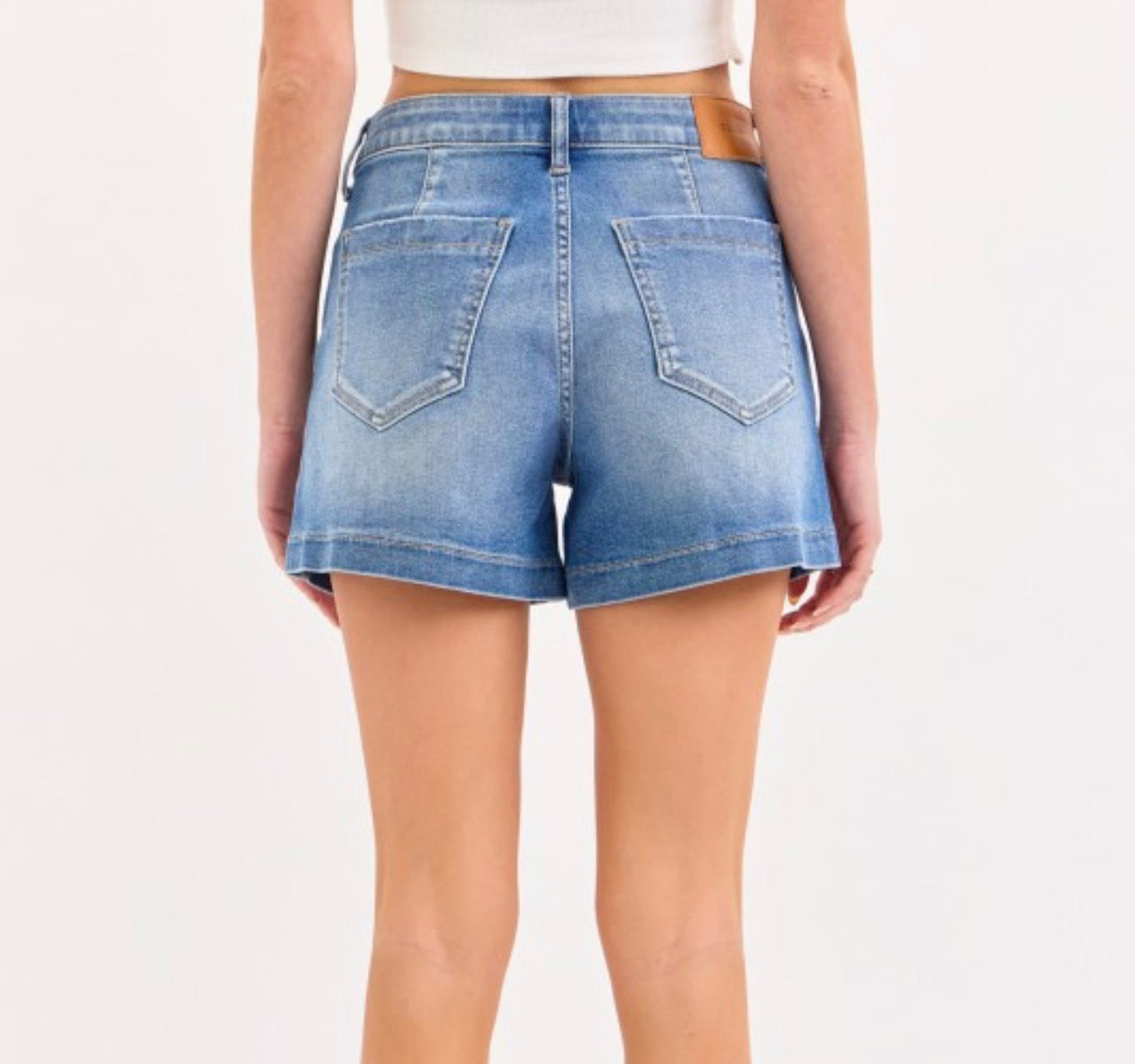 CELLO SHORT JEAN