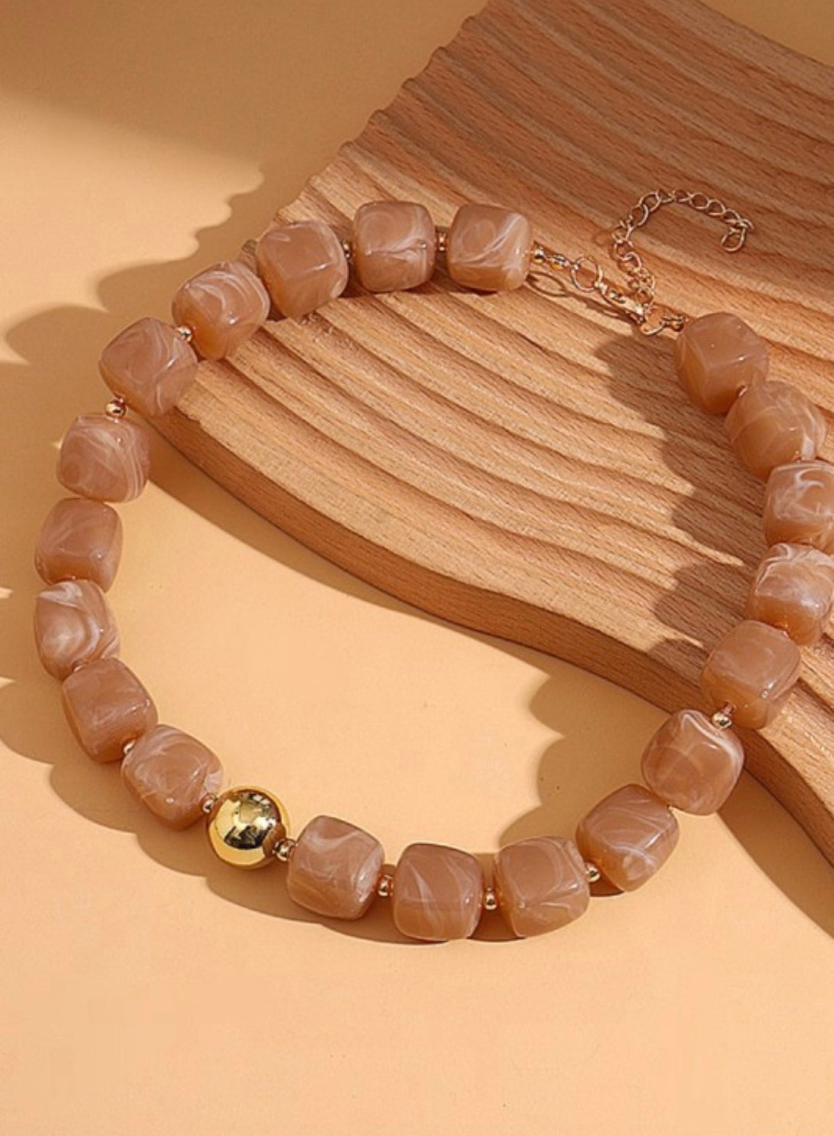 CAMEL NECKLACE