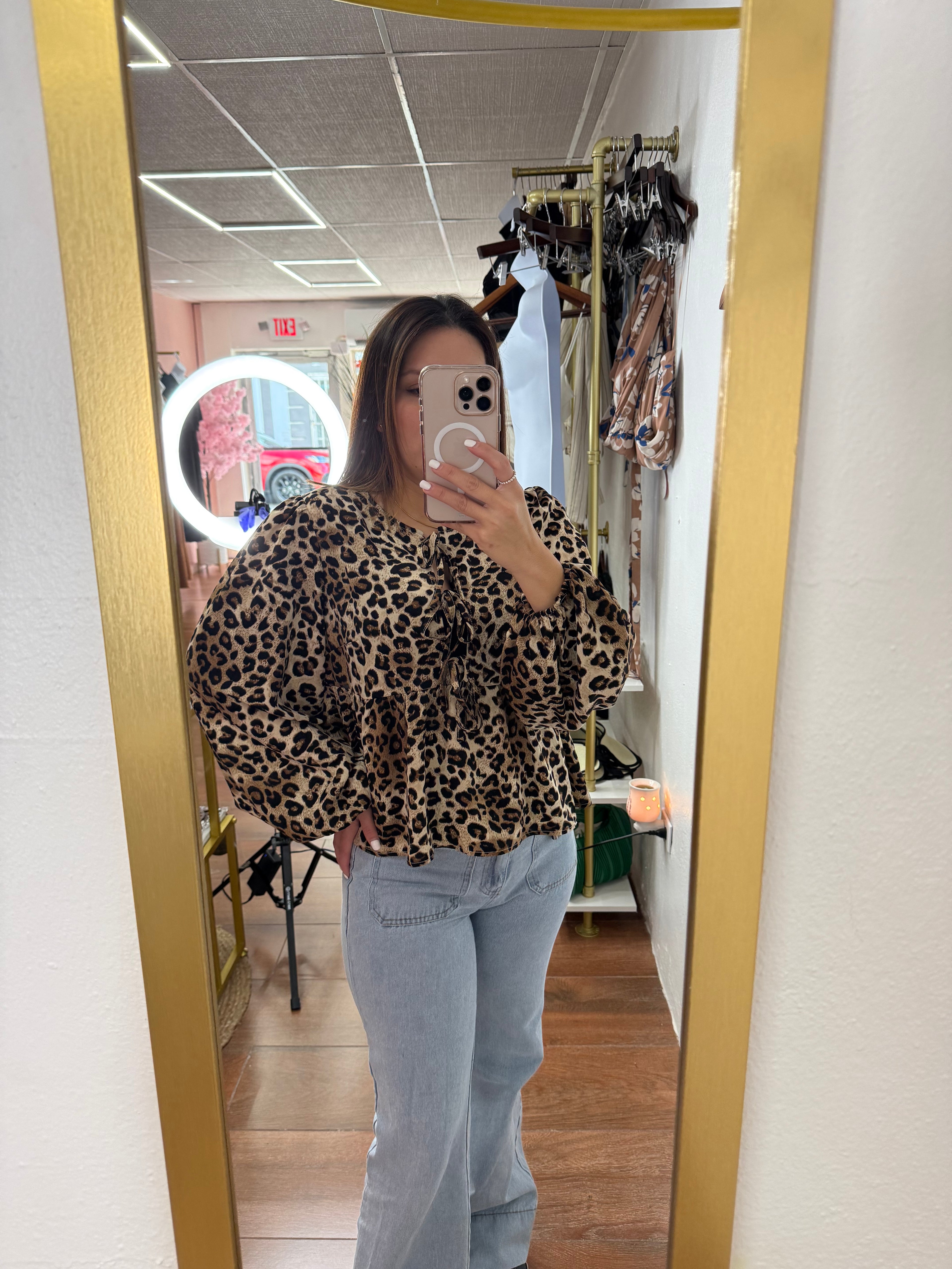 LONG SLEEVE ANIMAL PRINT