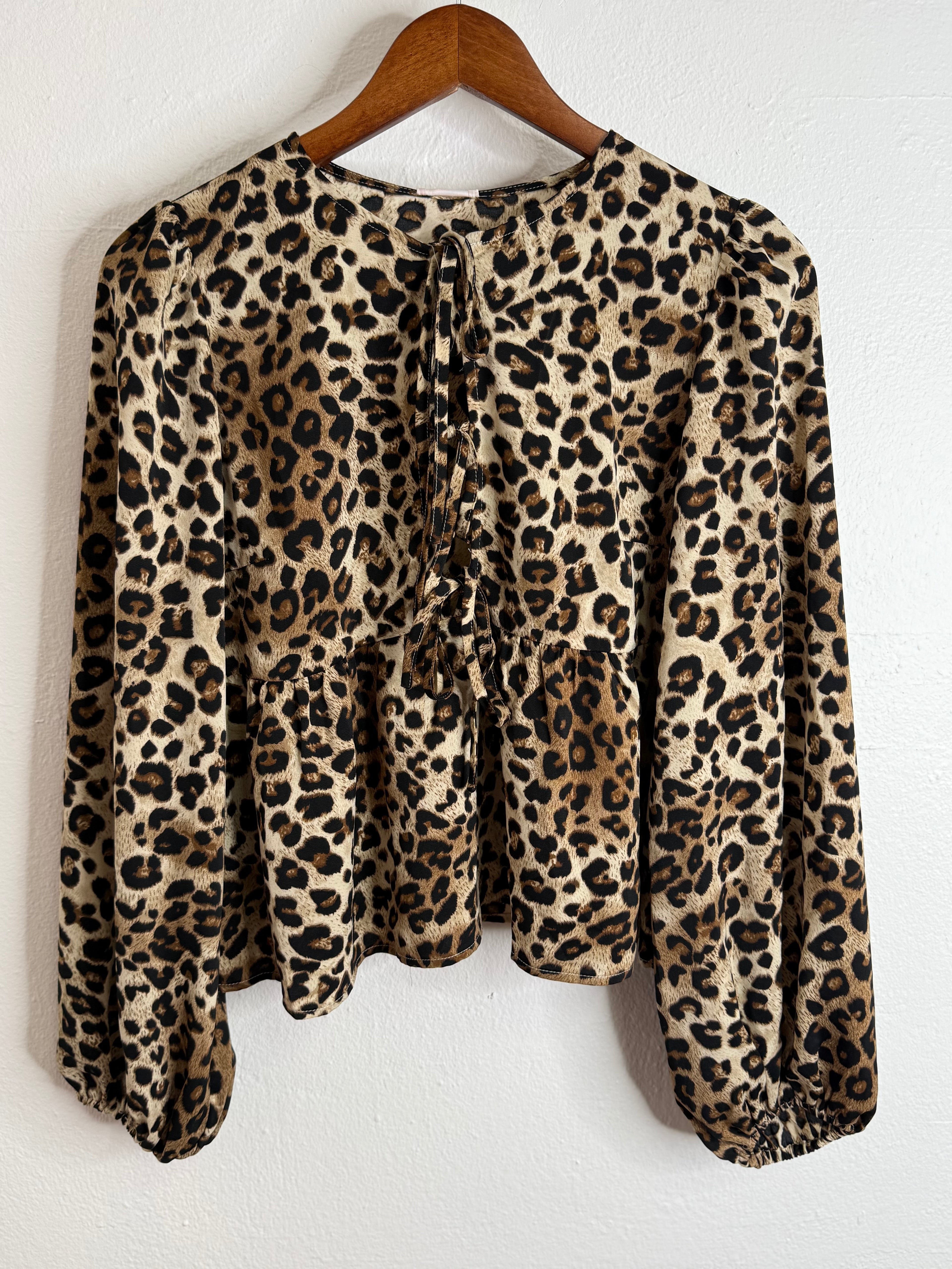 LONG SLEEVE ANIMAL PRINT