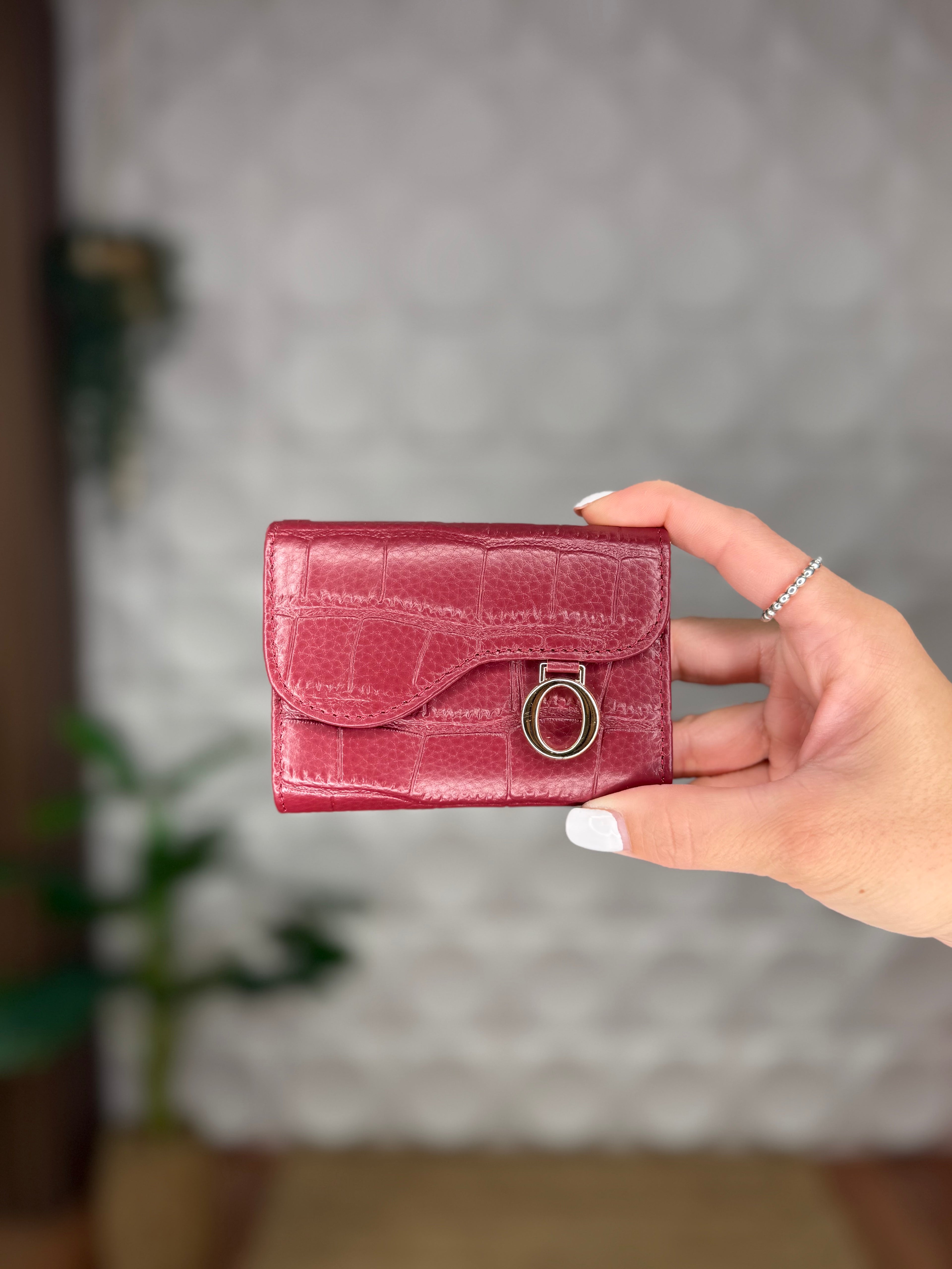 CARD HOLDERS