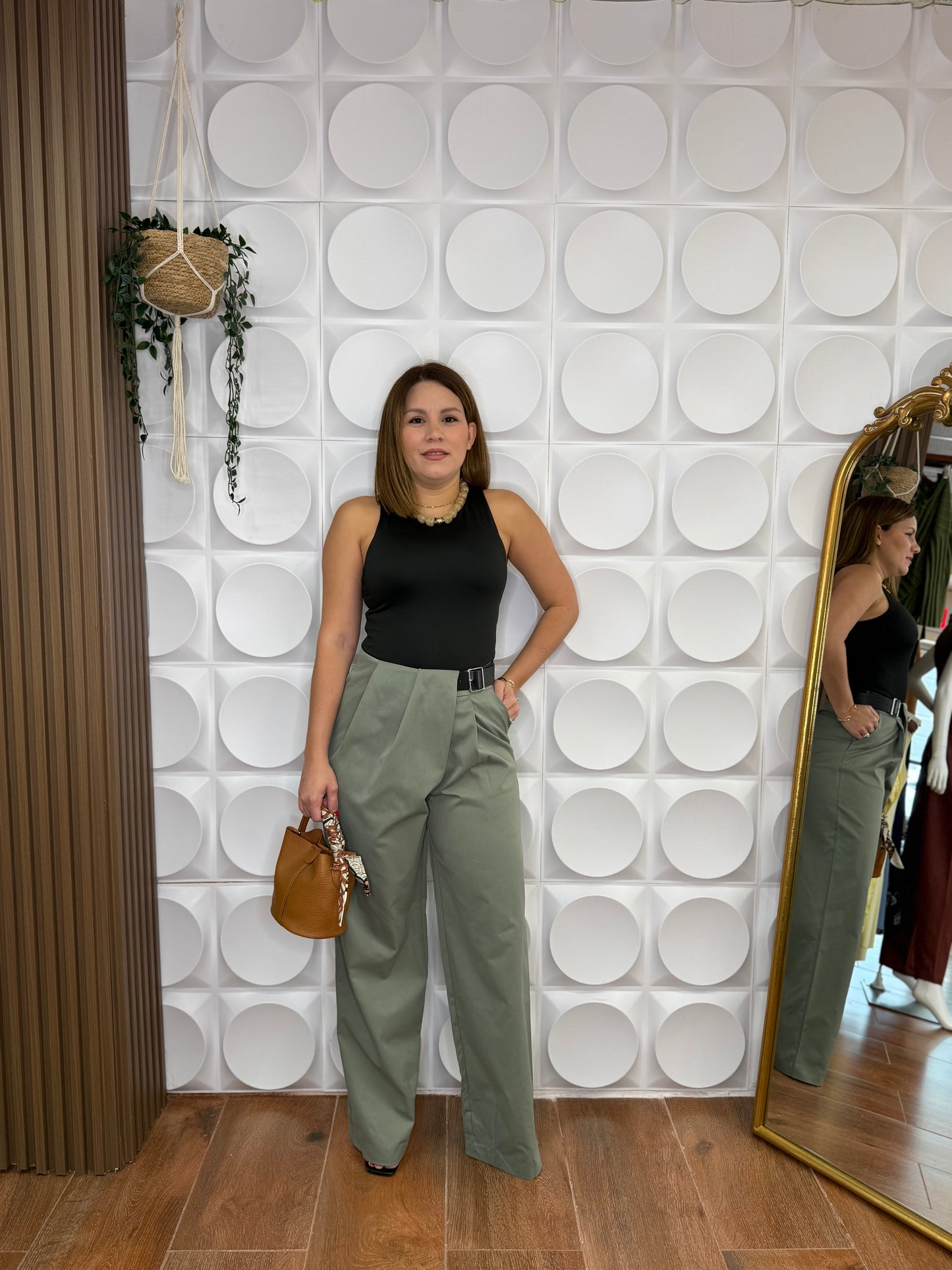 LUMI PLEATED PANTS